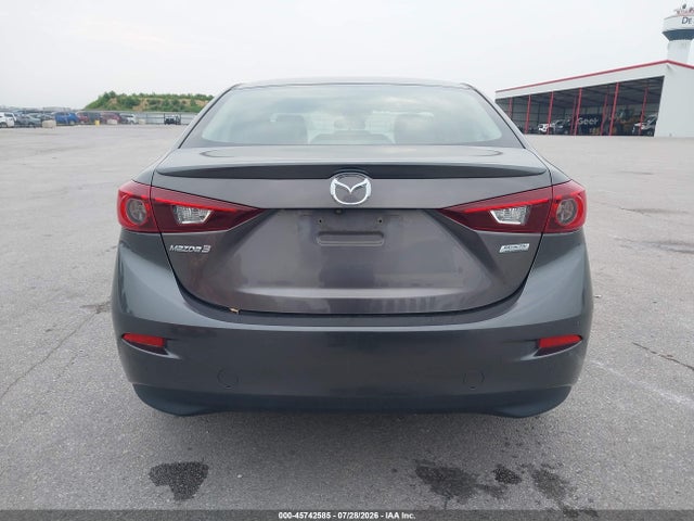 2018 Mazda Mazda3 Touring მანქანა იყიდება აუქციონზე, vin: 3MZBN1V3XJM223175, აუქციონის ნომერი: 45742585