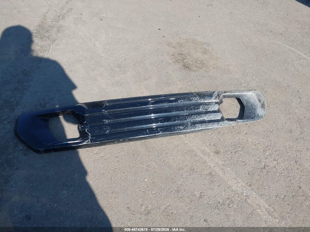 45742678 :رقم المزاد ، 3GTP9EEL0KG292400 vin ، 2019 Gmc Sierra 1500 At4 مزاد بيع