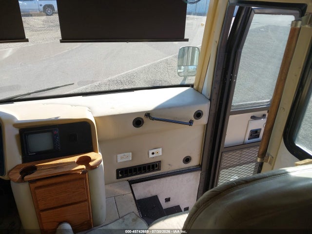 Продаж на аукціоні авто 2005 Freightliner Chassis X Line Motor Home, vin: 4UZAAHDCX5CU22203, номер лоту: 45742689