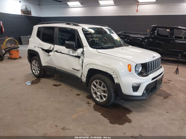 Продажа на аукционе авто 2022 Jeep Renegade Latitude 4x4, vin: ZACNJDB13NPN72372, номер лота: 45742705