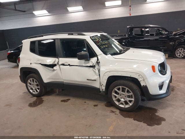 Продажа на аукционе авто 2022 Jeep Renegade Latitude 4x4, vin: ZACNJDB13NPN72372, номер лота: 45742705