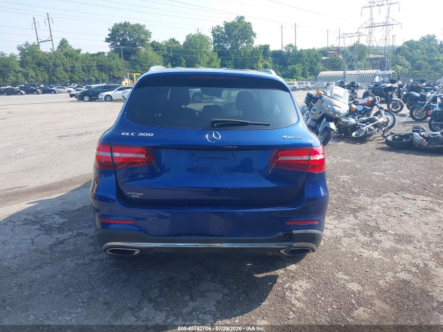WDC0G4KB8JV051567 Mercedes-Benz Glc 300 4matic
