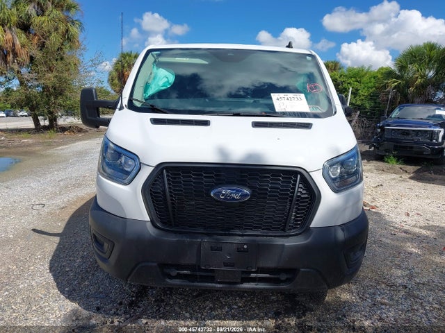 45742733 :رقم المزاد ، 1FTYE1Y83RKB88535 vin ، 2024 Ford Transit-150 مزاد بيع