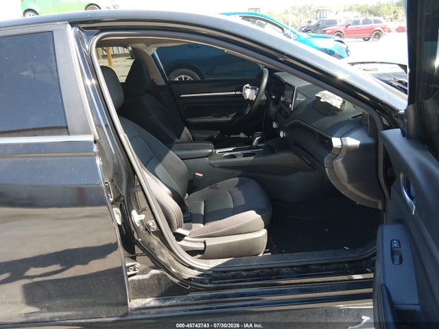 45742743 :رقم المزاد ، 1N4BL4DV5NN382040 vin ، 2022 Nissan Altima Sv Fwd مزاد بيع