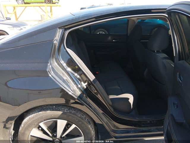 45742743 :رقم المزاد ، 1N4BL4DV5NN382040 vin ، 2022 Nissan Altima Sv Fwd مزاد بيع