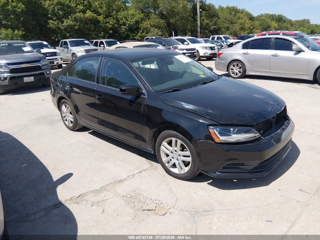 45742749 :رقم المزاد ، 3VW2B7AJ4JM234639 vin ، 2018 Volkswagen Jetta 1.4t S مزاد بيع