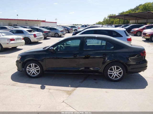 45742749 :رقم المزاد ، 3VW2B7AJ4JM234639 vin ، 2018 Volkswagen Jetta 1.4t S مزاد بيع