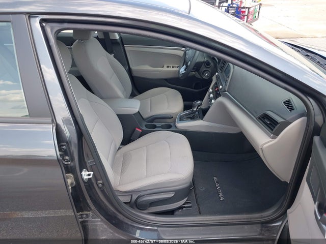 Продажа на аукционе авто 2020 Hyundai Elantra Se, vin: 5NPD74LF8LH603189, номер лота: 45742757