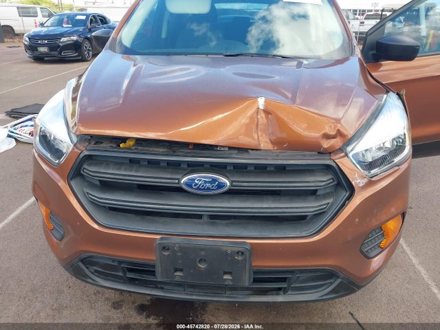 1FMCU0F70HUC14718 Ford ESCAPE S