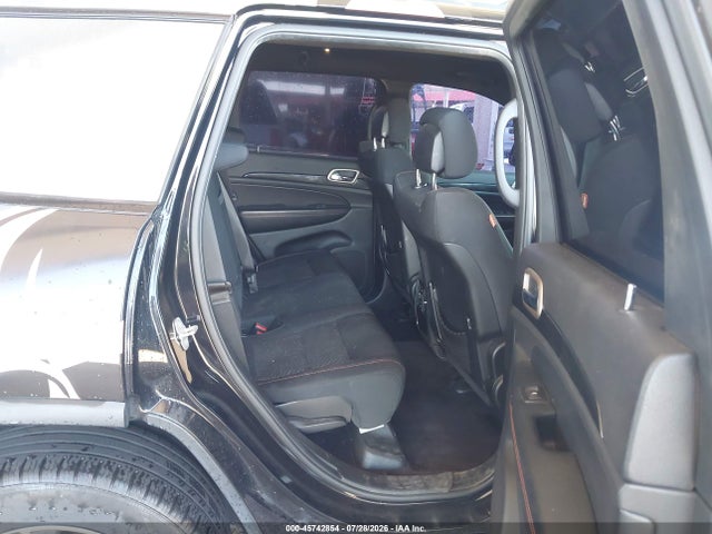 1C4RJEAG8HC685677 Jeep Grand Cherokee 75th Anniversary Edition