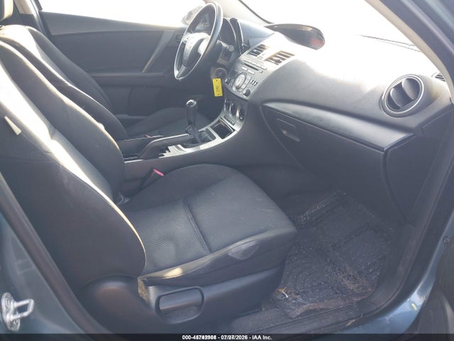 45742908 :رقم المزاد ، JM1BL1UG0B1428905 vin ، 2011 Mazda Mazda3 I Sport مزاد بيع