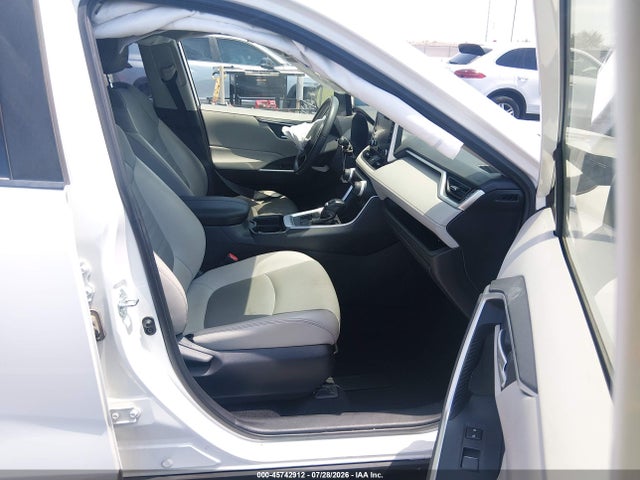JTMA1RFVXLD527677 Toyota Rav4 Xle Premium