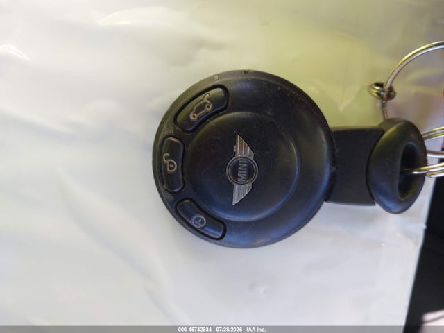 45742934 :رقم المزاد ، WMWZF3C59ET571410 vin ، 2014 Mini Clubman Cooper مزاد بيع