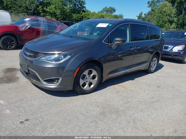 2017 Chrysler Pacifica Touring-l Plus მანქანა იყიდება აუქციონზე, vin: 2C4RC1EG5HR727386, აუქციონის ნომერი: 45742959
