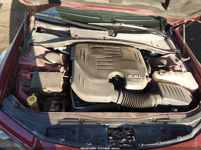 Chrysler 300 Touring L 2023 2C3CCADG5PH573309 Image 10