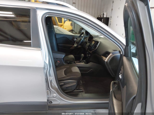 Jeep Cherokee Latitude 4x4 2018 1C4PJMCB0JD531886 Image 5