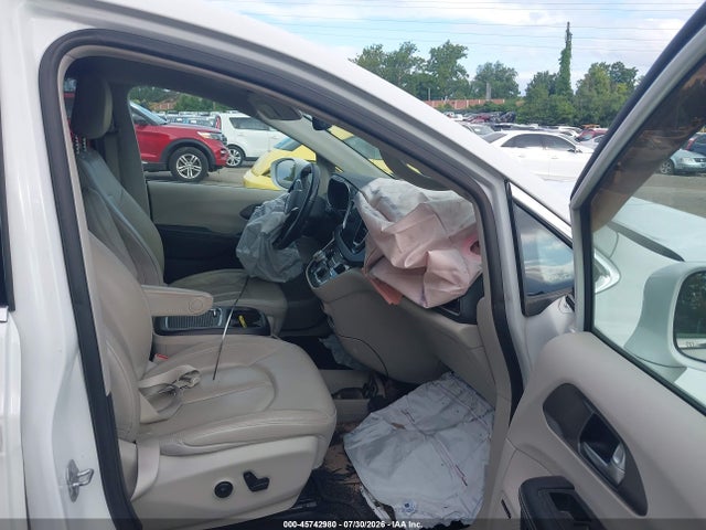 45742980 :رقم المزاد ، 2C4RC1EG1LR158545 vin ، 2020 Chrysler Pacifica Touring L Plus مزاد بيع