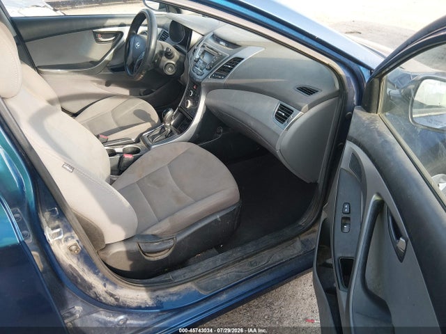 Продажа на аукционе авто 2016 Hyundai Elantra Se, vin: 5NPDH4AE7GH739391, номер лота: 45743034