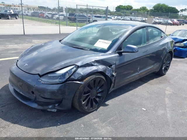 Tesla Model 3 Performance Dual Motor All-wheel Drive 2022 5YJ3E1EC2NF104182 Image 2