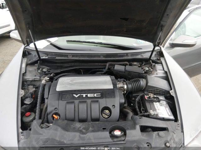 45743045 :رقم المزاد ، JH4KB165X5C017257 vin ، 2005 Acura Rl 3.5 مزاد بيع