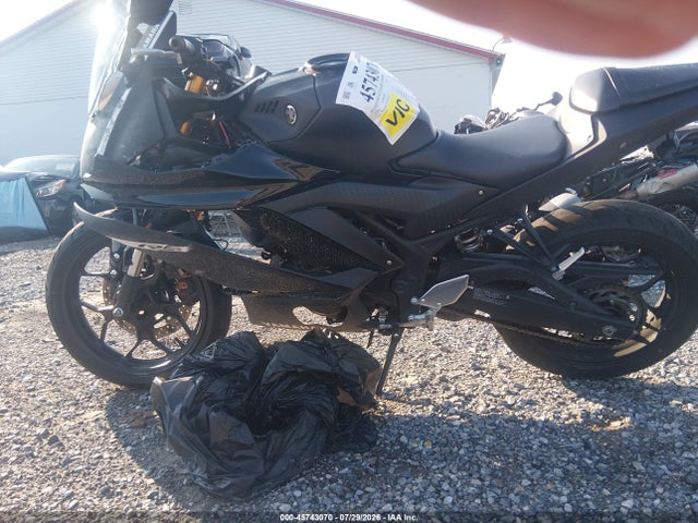 Yamaha YZFR3 2019 MH3RH17Y7KK001219 Image 13