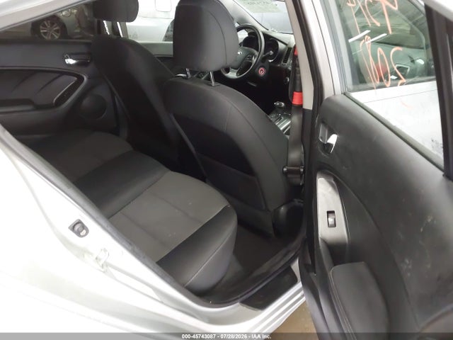 45743087 :رقم المزاد ، KNAFX4A66E5125270 vin ، 2014 Kia Forte Lx مزاد بيع