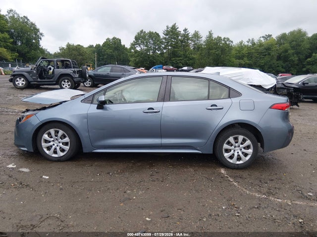 Продажа на аукционе авто 2020 Toyota Corolla Le, vin: JTDEPRAE8LJ057576, номер лота: 45743099