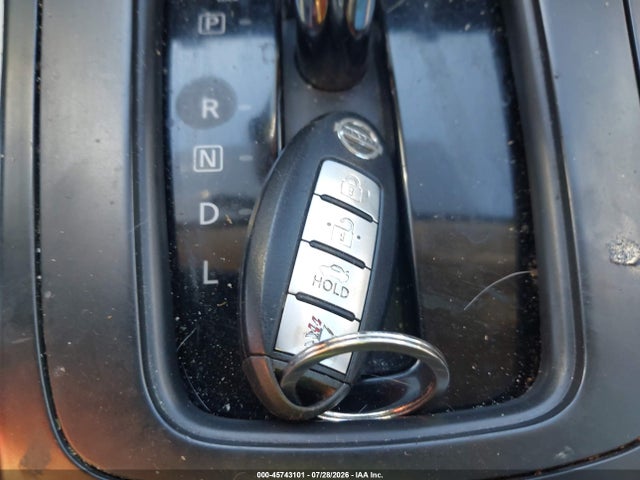 3N1AB7AP5JL622121 Nissan SENTRA SV