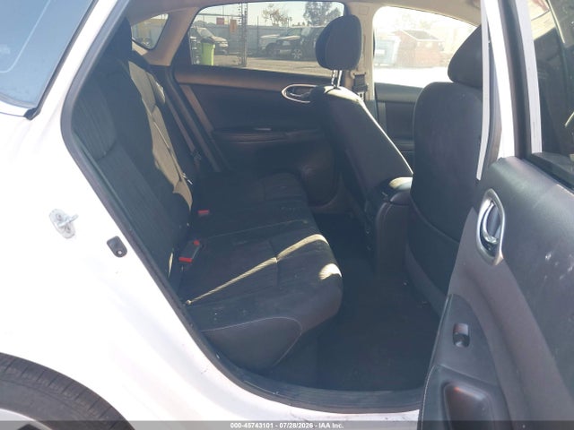 3N1AB7AP5JL622121 Nissan SENTRA SV