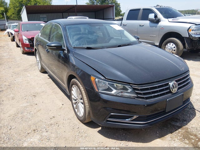 2017 Volkswagen Passat 1.8t Se მანქანა იყიდება აუქციონზე, vin: 1VWBT7A38HC022028, აუქციონის ნომერი: 45743115