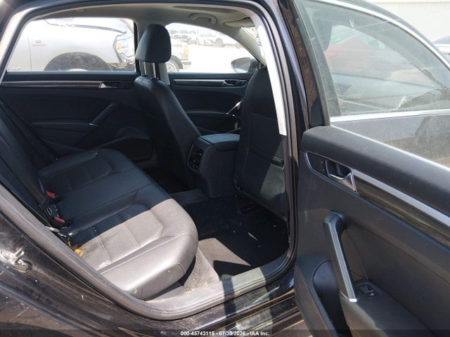 Aukcja sprzedaży 2017 Volkswagen Passat 1.8t Se, vin: 1VWBT7A38HC022028, numer aukcji: 45743115