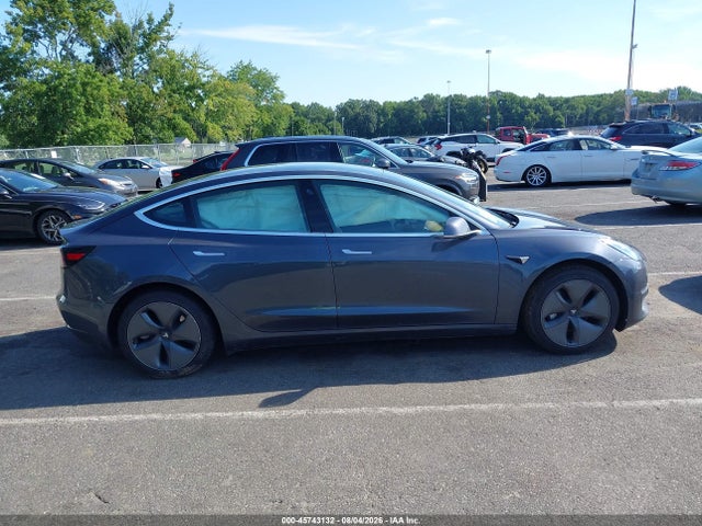 45743132 :رقم المزاد ، 5YJ3E1EB8LF744286 vin ، 2020 Tesla Model 3 Long Range Dual Motor All-wheel Drive مزاد بيع
