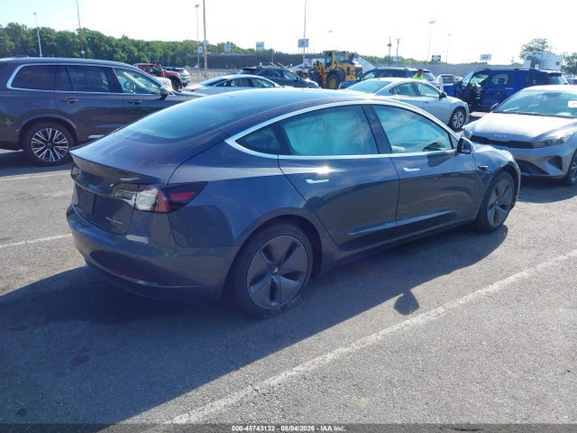 45743132 :رقم المزاد ، 5YJ3E1EB8LF744286 vin ، 2020 Tesla Model 3 Long Range Dual Motor All-wheel Drive مزاد بيع