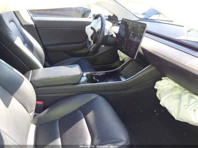 45743132 :رقم المزاد ، 5YJ3E1EB8LF744286 vin ، 2020 Tesla Model 3 Long Range Dual Motor All-wheel Drive مزاد بيع