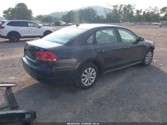 Продажа на аукционе авто 2015 Volkswagen Passat 1.8t Wolfsburg Edition, vin: 1VWAT7A36FC069678, номер лота: 45743168
