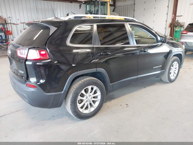 45743169 :رقم المزاد ، 1C4PJMCB8KD429916 vin ، 2019 Jeep Cherokee Latitude 4x4 مزاد بيع