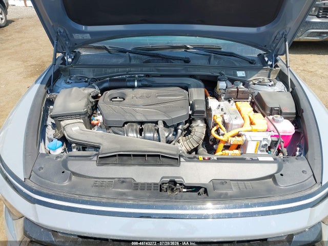 Auction sale of the 2026 Hyundai Sonata Hybrid Blue, vin: KMHL24JJ1TA167144, lot number: 45743272