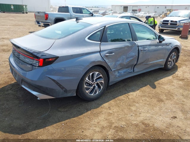 Auction sale of the 2026 Hyundai Sonata Hybrid Blue, vin: KMHL24JJ1TA167144, lot number: 45743272
