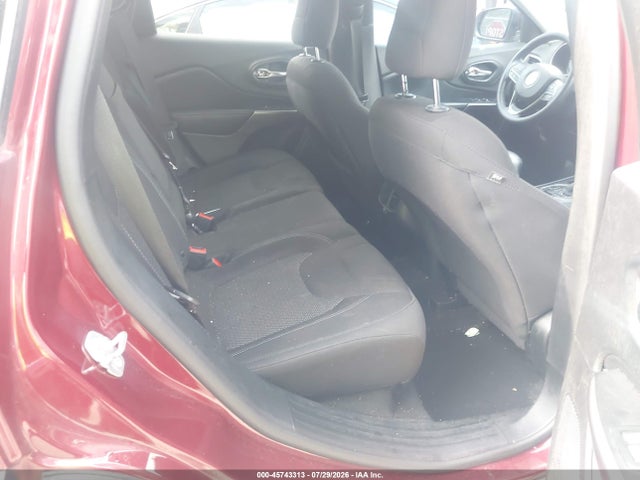 2019 Jeep Cherokee Latitude Fwd მანქანა იყიდება აუქციონზე, vin: 1C4PJLCBXKD327575, აუქციონის ნომერი: 45743313