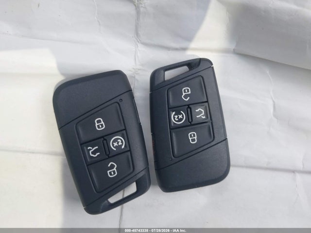 Продажа на аукционе авто 2025 Volkswagen Taos 1.5t Se, vin: 3VVVC7B2XSM024621, номер лота: 45743338