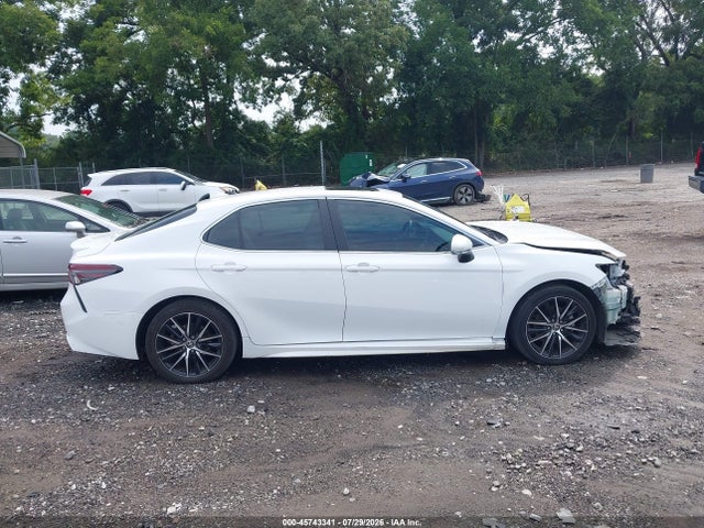 4T1T11AK9NU678368 Toyota CAMRY SE