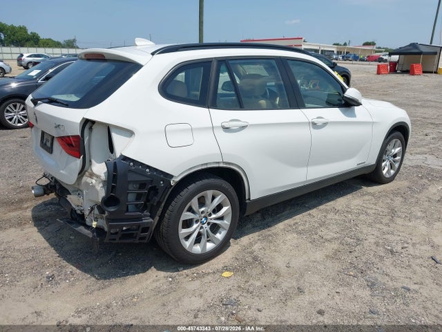 Продажа на аукционе авто 2014 Bmw X1 Xdrive28i, vin: WBAVL1C57EVY16995, номер лота: 45743343
