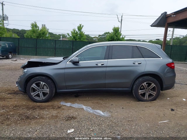 Продажа на аукционе авто 2019 Mercedes-benz Glc 300 4matic, vin: WDC0G4KB1KV117832, номер лота: 45743375