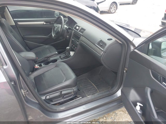45743387 :رقم المزاد ، 1VWAT7A39FC012682 vin ، 2015 Volkswagen Passat 1.8t Wolfsburg Edition مزاد بيع