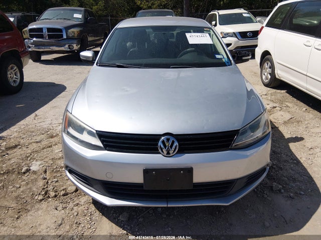 2014 Volkswagen Jetta 1.8t Se მანქანა იყიდება აუქციონზე, vin: 3VWD07AJ8EM265381, აუქციონის ნომერი: 45743415