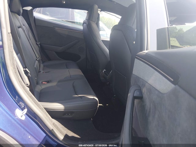 Aukcja sprzedaży 2026 Tesla Model Y All-wheel Drive/long Range Launch Series/premium All-wheel Drive, vin: 7SAYGDEE2TF598871, numer aukcji: 45743420