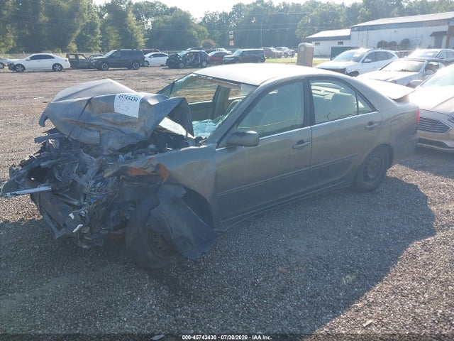 45743430 :رقم المزاد ، 4T1BE32K63U765846 vin ، 2003 Toyota Camry Le مزاد بيع