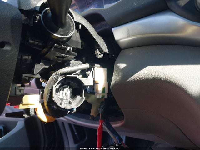 5NPD84LF1KH443149 Hyundai ELANTRA SEL