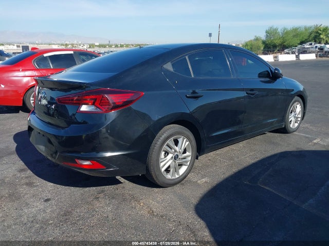 5NPD84LF1KH443149 Hyundai ELANTRA SEL