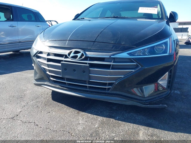 5NPD84LF1KH443149 Hyundai ELANTRA SEL